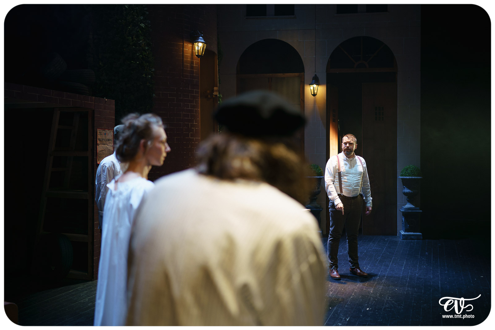 LES VISIONS DE SIMONE MACHARD (CIE LA CLAQUE)